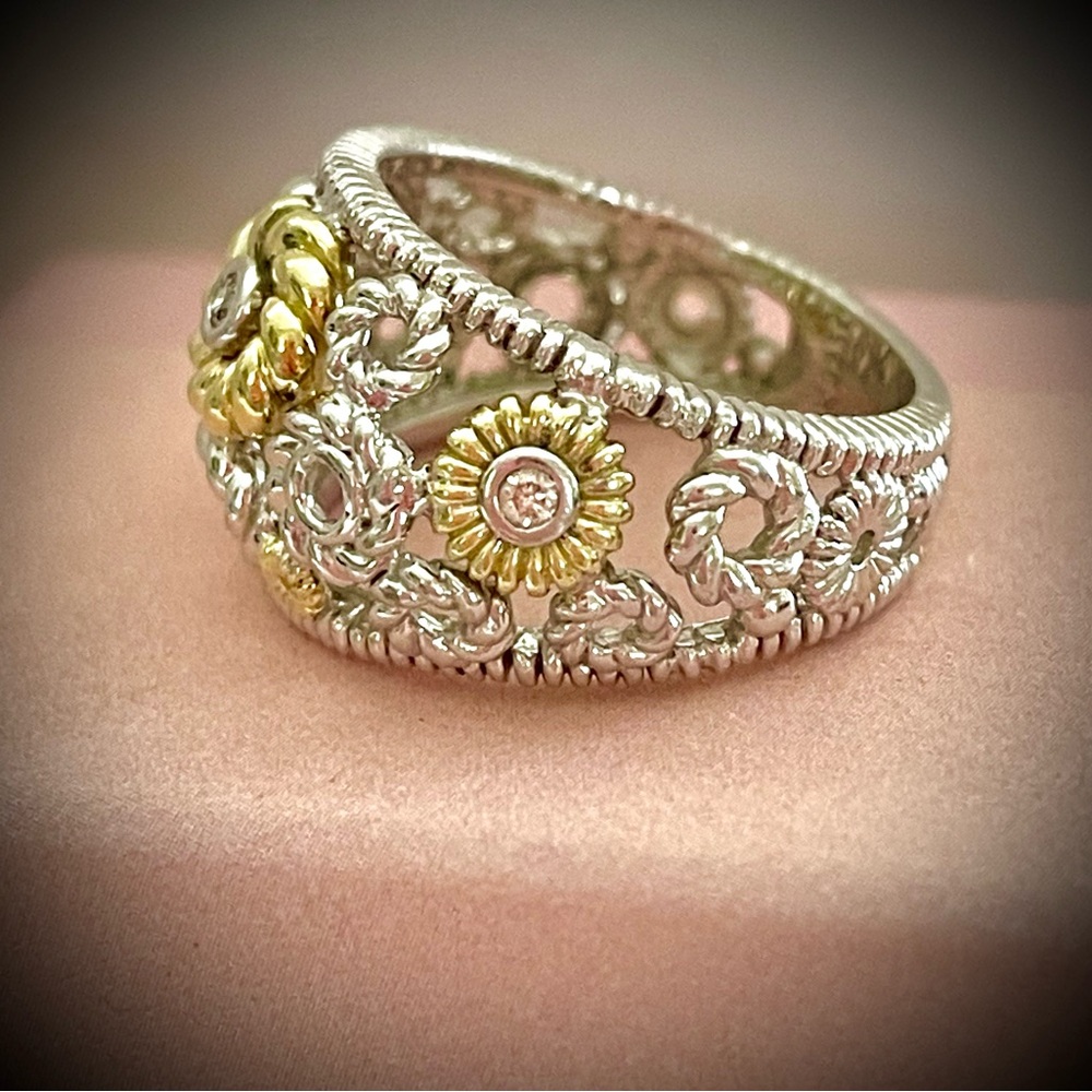 Judith Ripka 18k/Diamonds - Picture 4 of 9